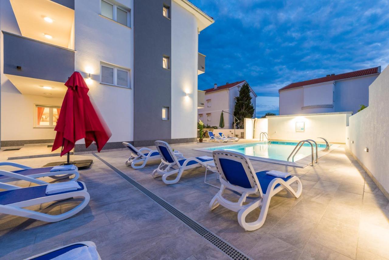 Villa Jana Luxury Apartments نوفاليا المظهر الخارجي الصورة