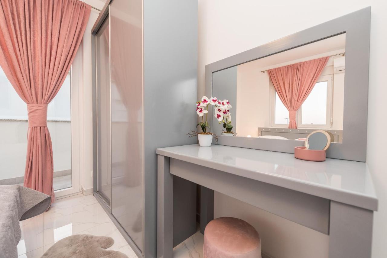 Villa Jana Luxury Apartments نوفاليا المظهر الخارجي الصورة